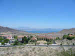 lake mead from road.jpg (41788 bytes)